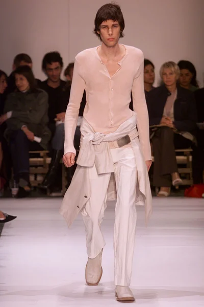 Look 37